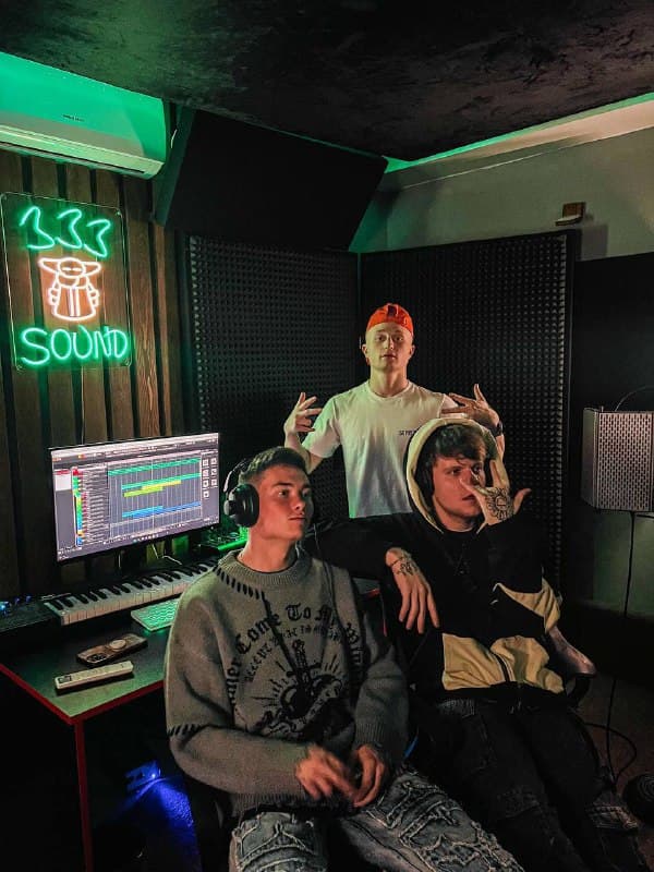 Поработали совместно с Volodya xxl и INDEX , добро пожаловать!