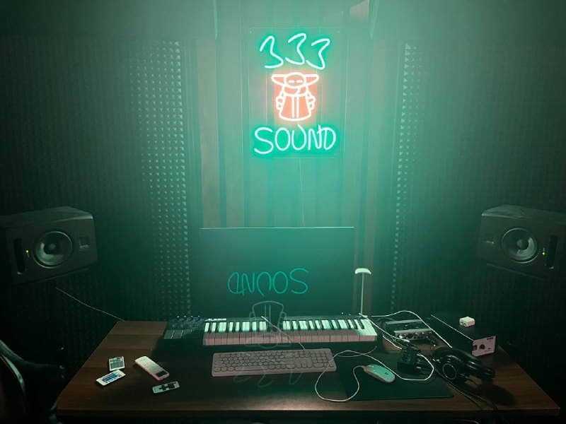 спасибо t.me/sound3_3_3 за студос, хорошая аппаратура и оч комфортное место